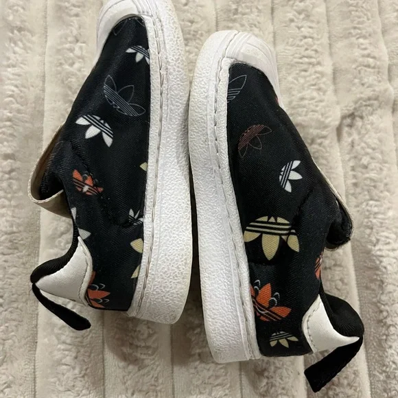 Adidas Superstar 360 Repeat Logo Black Slip-On Sneakers Infant Size 4 is  available for purchase on au PAY Market - Imported Goods Online Store  Co.Ltd. | au PAY Market - Online Shopping Site